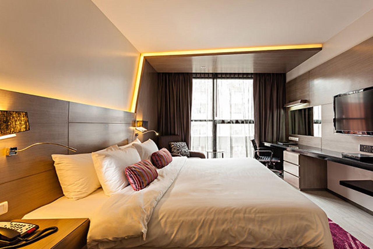 Hyatt Place Bangkok Sukhumvit 1 Ngoại thất bức ảnh