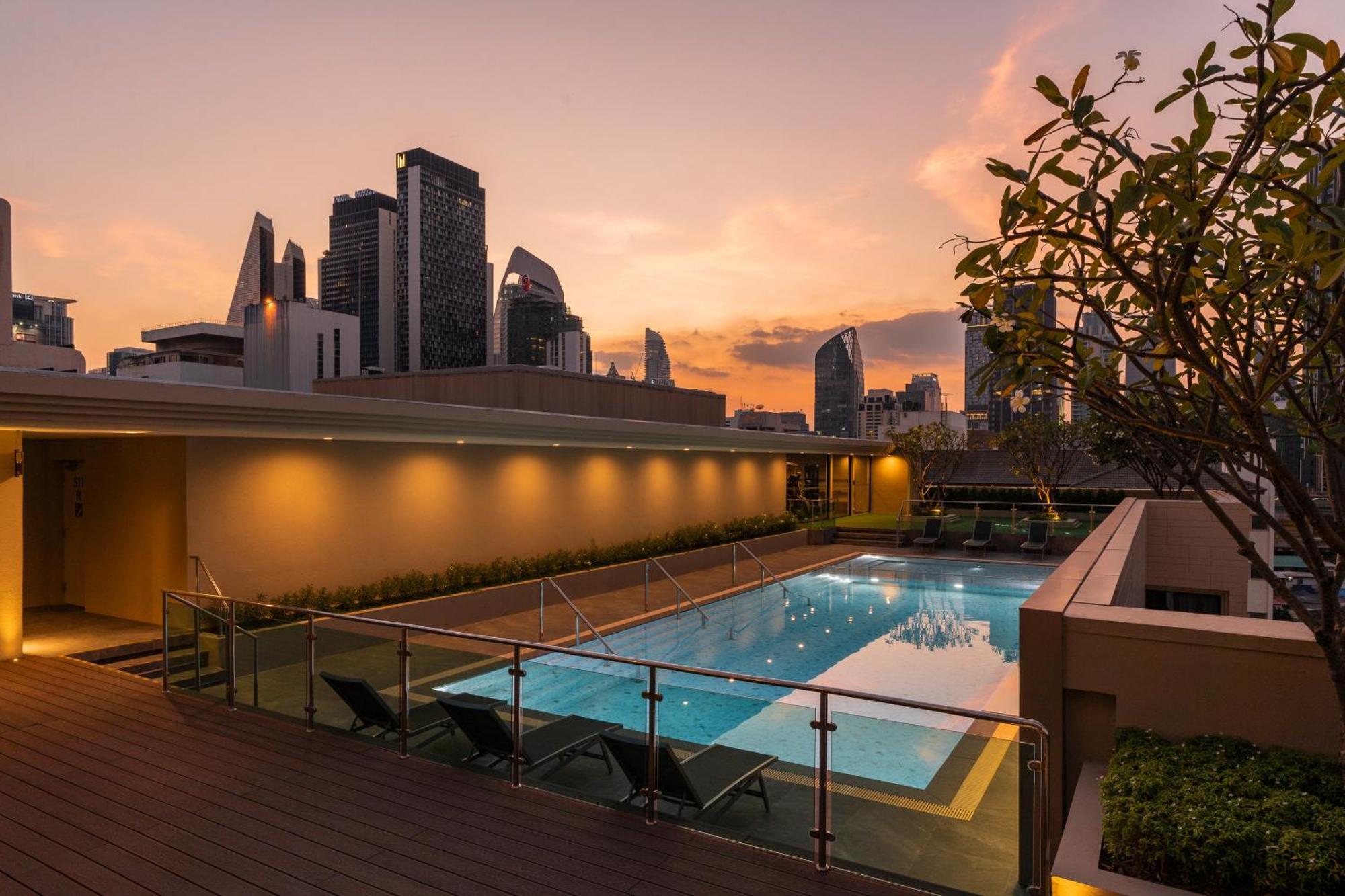 Hyatt Place Bangkok Sukhumvit 1 Ngoại thất bức ảnh