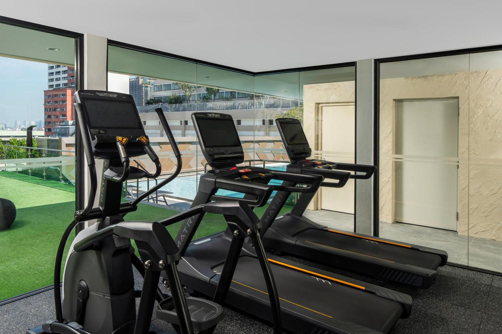 Hyatt Place Bangkok Sukhumvit 1 Ngoại thất bức ảnh